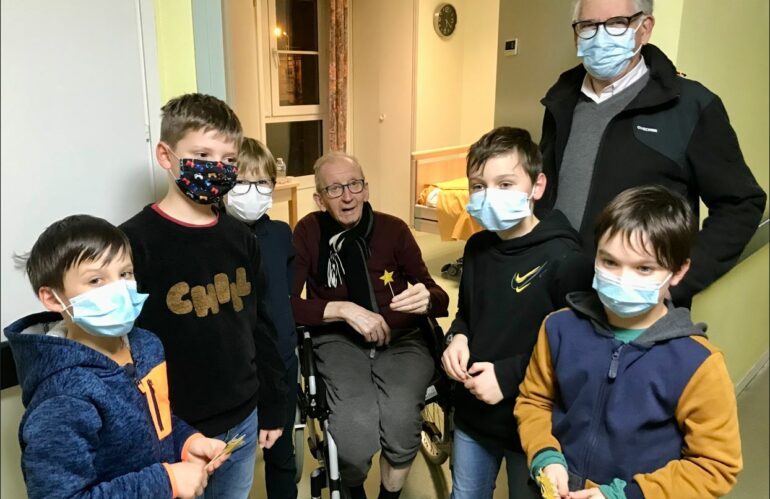 Les enfants du caté vont à la rencontre de nos aînés